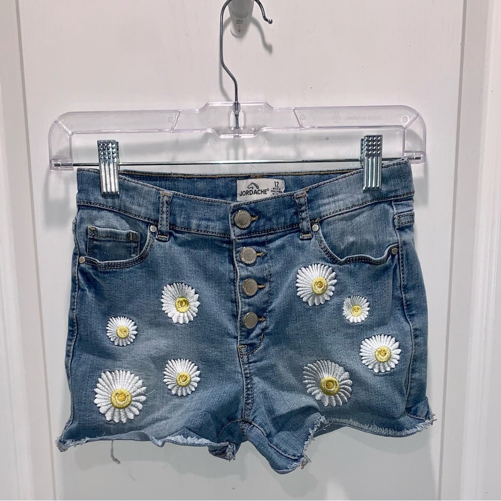 🌻 Cute Daisy Cutoff Denim Jean Shorts Size 12 🌻